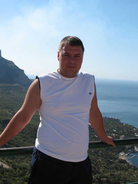 Александр Остащенко