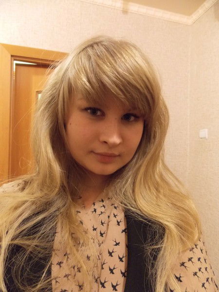 Оля Познякова