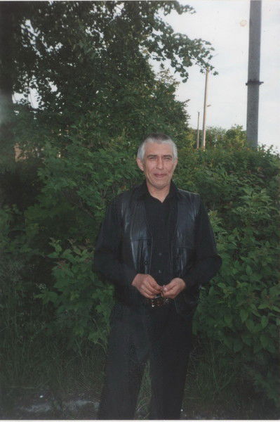 Индус Акмалов