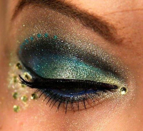 Танюша Тания