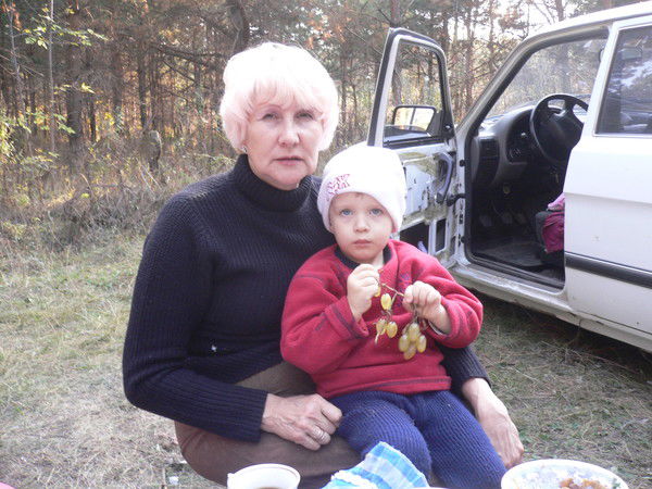 Нина Тесемникова