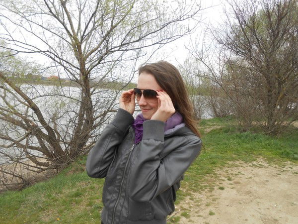 Юля Захарова