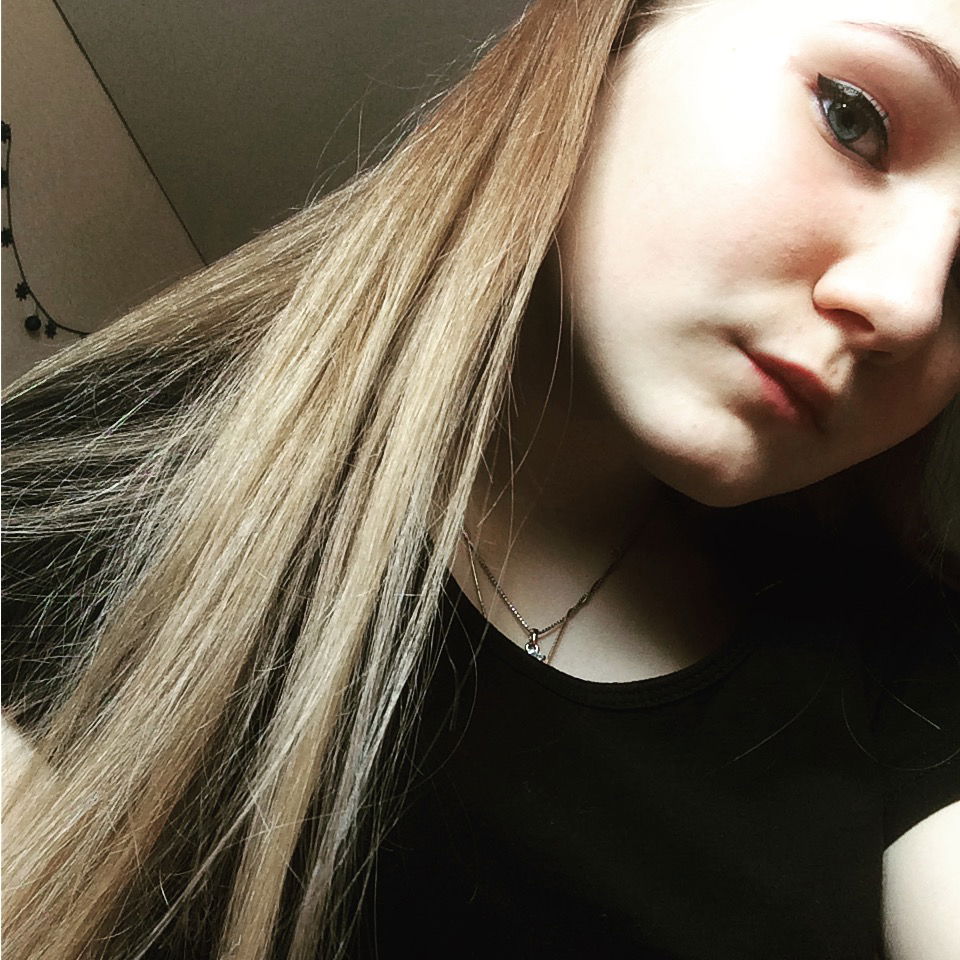 Карина Полякова