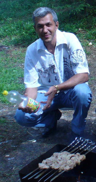 Рафаэль Гузаров