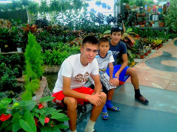 Асылбек Калиядин