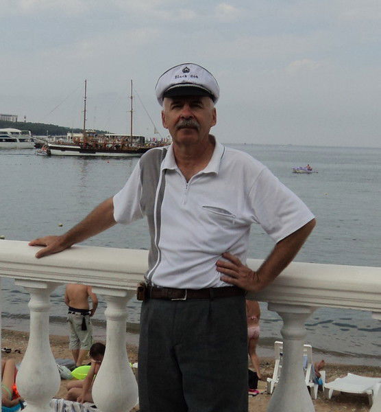 Сергей Шмелев