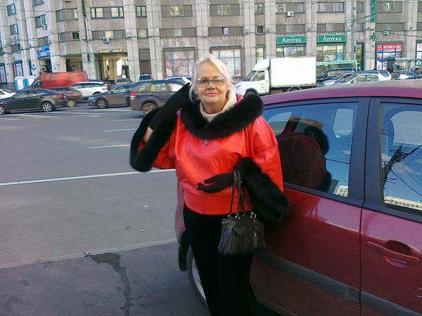 Галина Попова