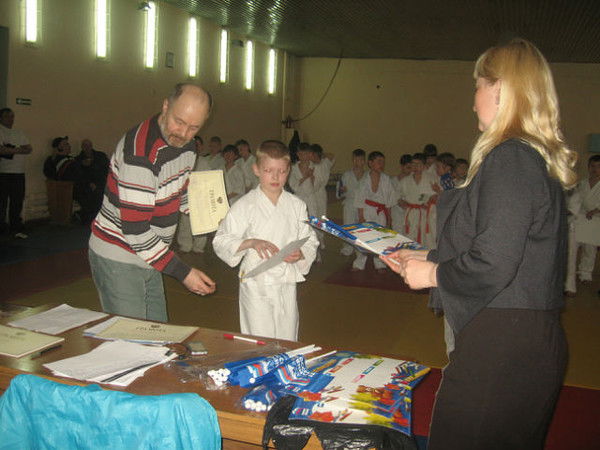 Максим Устинин