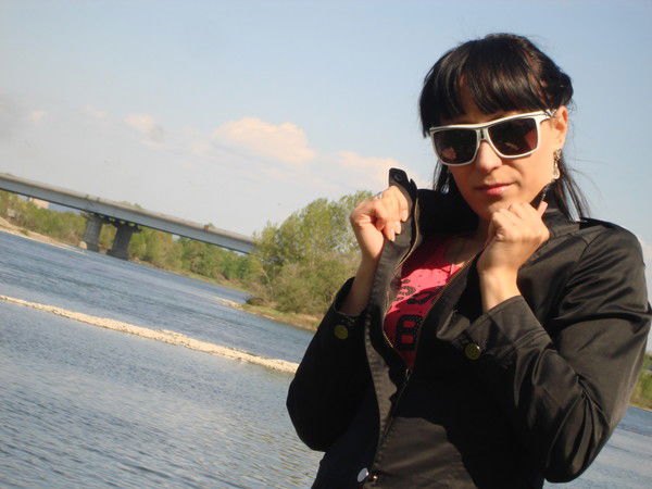 Лена Иванова