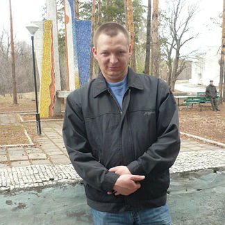 Слава Алиманов