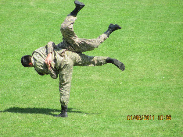 Женис Есенаманов