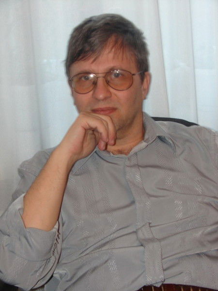 Игорь Левин