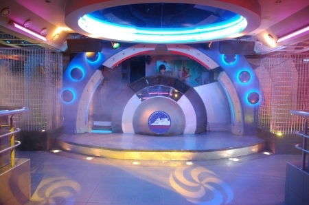 Максим Иванов