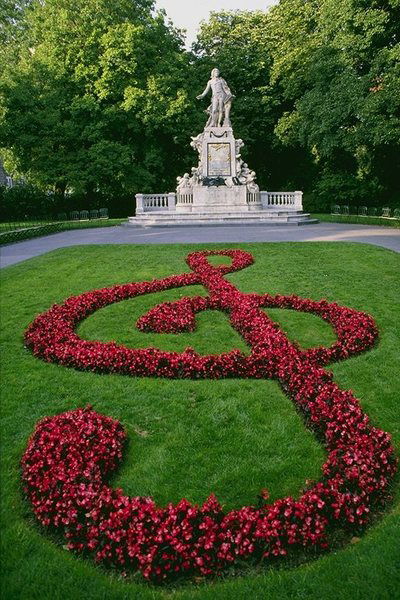 Жанар Алтынбасова