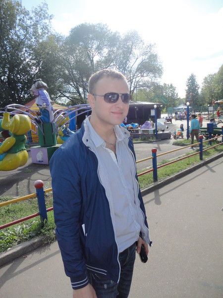 Илья Буханов