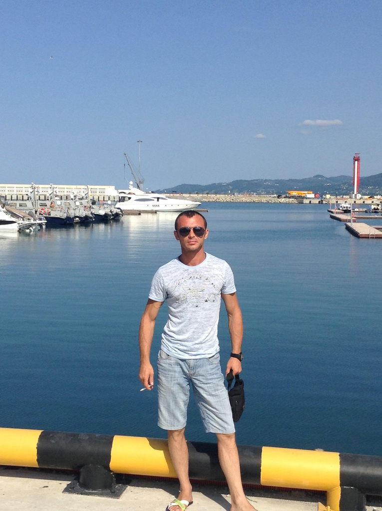 Дмитрий Каверин