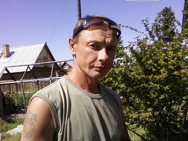 Игорь Емельянов