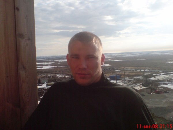 Андрей Устинов