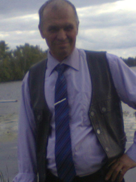 Василий Суханов