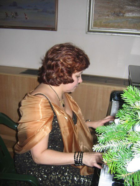 Неля Жучкова