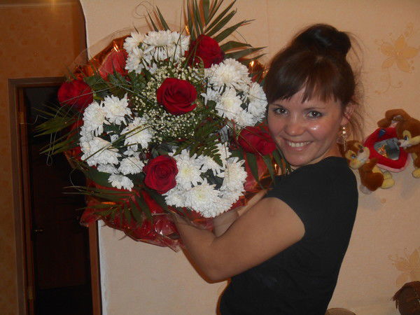 Надюша Иванова