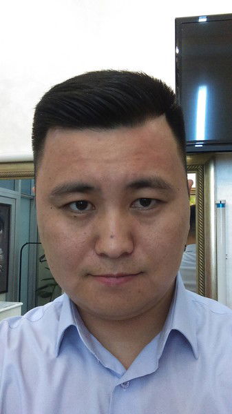 Дархан Бакреденов