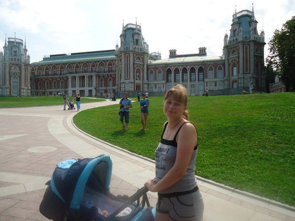 Оленька Иванова