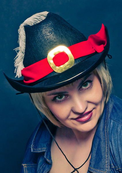 Елена Гусарова