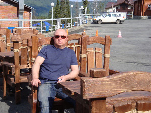 Виталий Белогубец