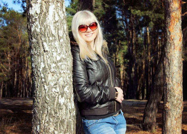 Лена Тихонова