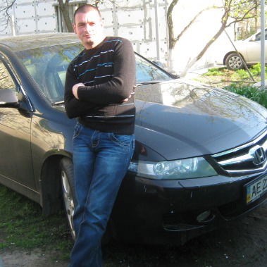 Стас Иванов