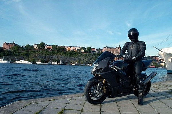 Мухтар Ауезов