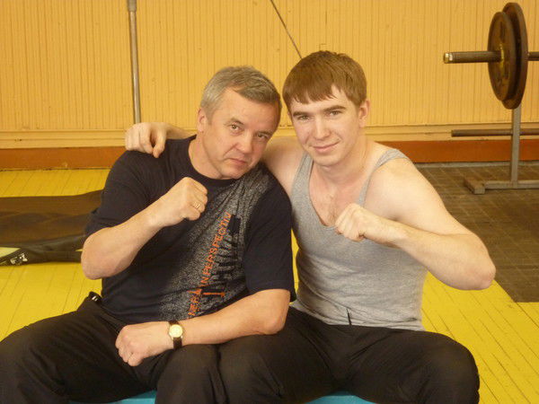 Иван Есиков