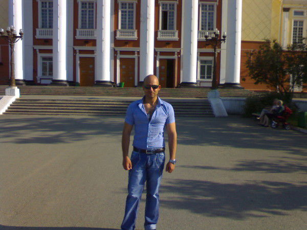 Жека Давыденко