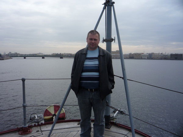 Евгений Леонтьев