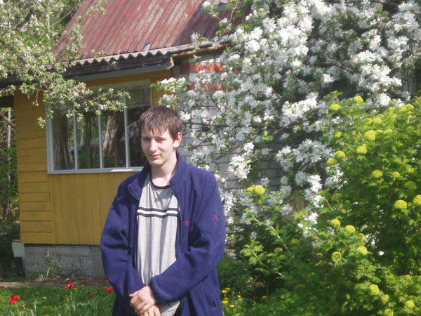 Володя Стапанов