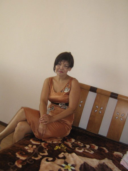 Лаура Авсадинова