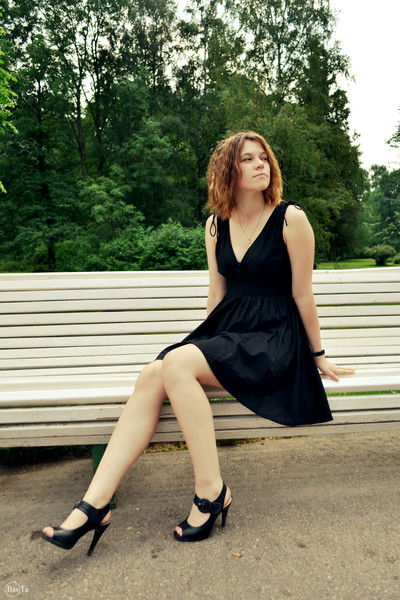 Лена Николаева