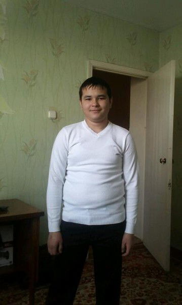 Женис Джантелов