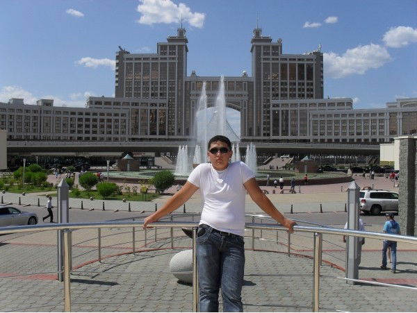 Алибек Мауланбек