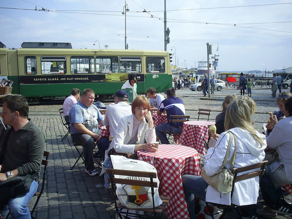 Люба Плотникова