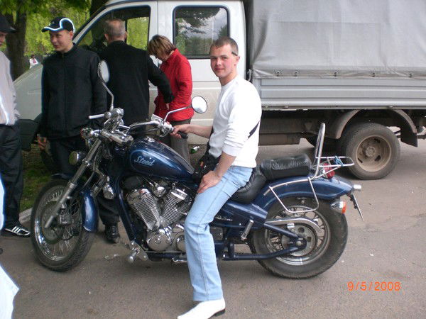 Дмитрий Якушев