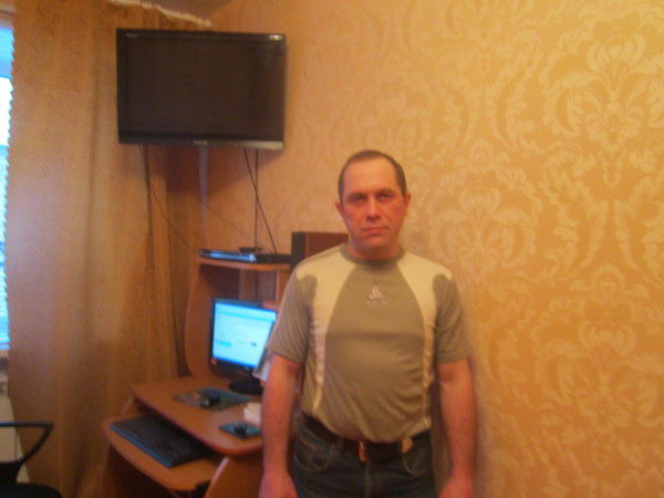 Евгений Пихтовников