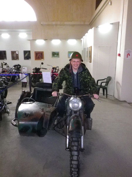 Иван Новоселов