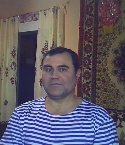 Олег Манаков