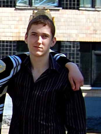 Дмитрий Старченко