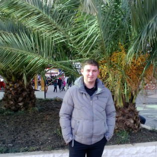 Алексей Маслов