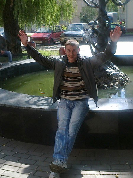 Алексей Харитонов