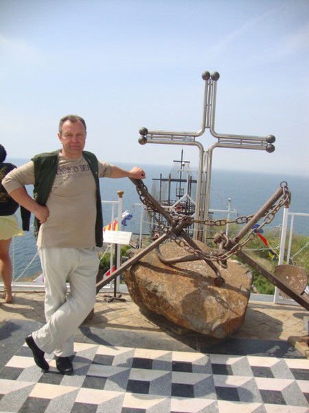 Александр Алмазов