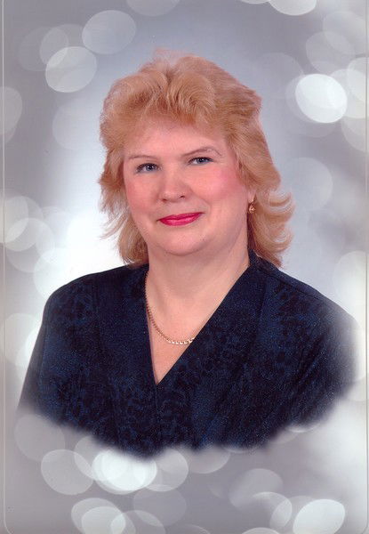 Елена Данилюк